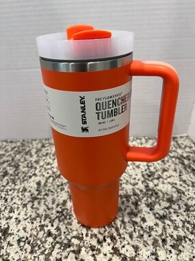 Stanley Quencher Tumbler New 40oz - Orange